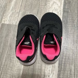 Girls nike shoes